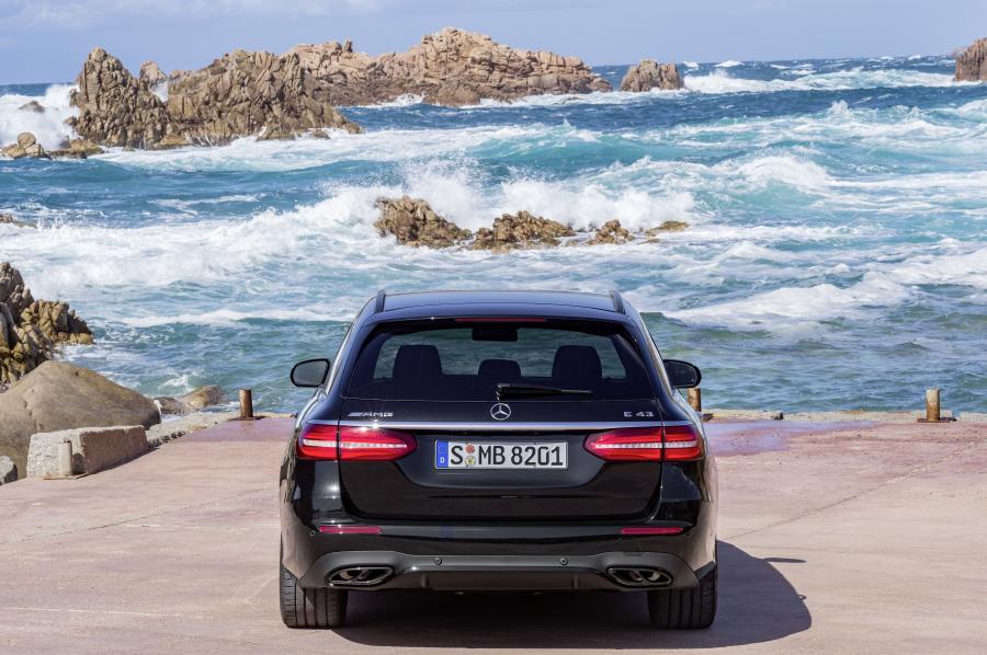  Mercedes-AMG E43 4Matic Estate 2016 года  (фото 20 из 28)